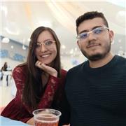 Maestro en música con énfasis en arreglos, conocimiento en piano, saxofón, gramática, teorías, armonías